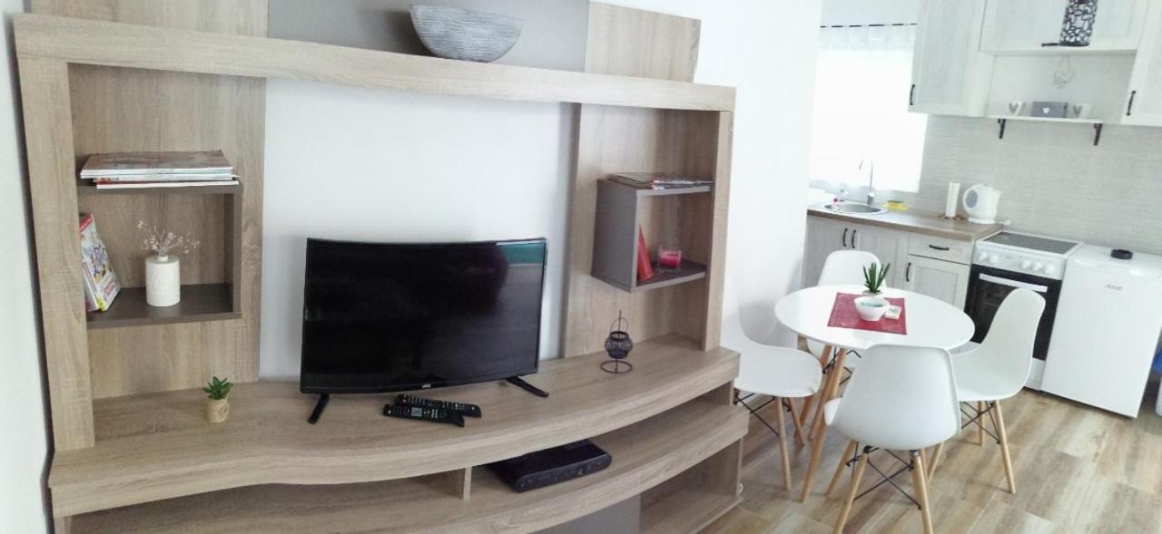 Apartman Gust Херцег-Нови Экстерьер фото